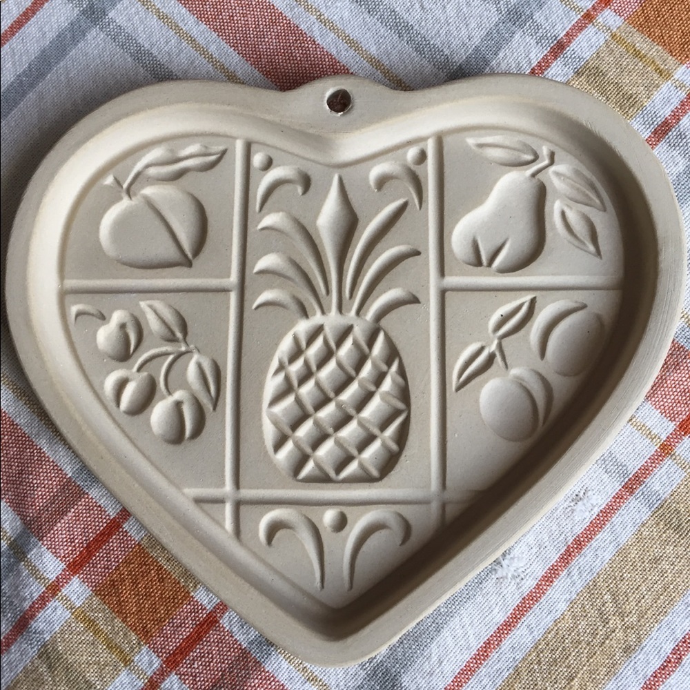 Pampered Chef Hospitality Heart Cookie Mold